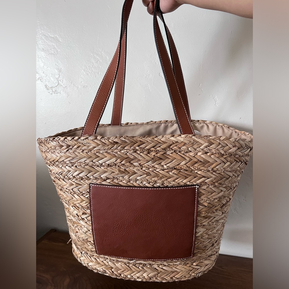 Universal Thread straw basket tote - NWOT